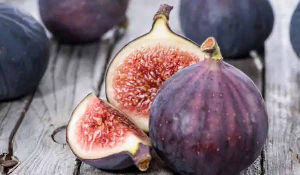 How to Peel Figs?