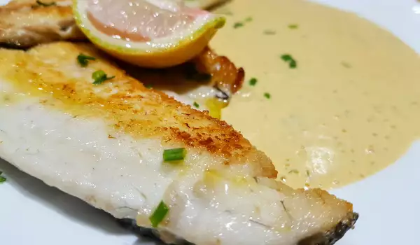 Sea Bream Fillet in Butter and Chanterelle Mushroom Sauce