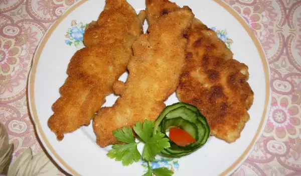 Breaded Chicken Fillets with Breadcrumbs