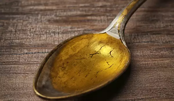 Pistachio Oil - Benefits, Uses and How to Make It