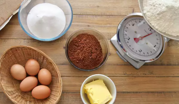 How Much Baking Powder and Baking Soda are Added to 1 kg of Flour?