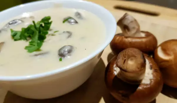 French Butter Sauce with Mushrooms