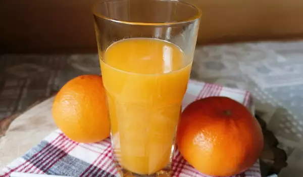 Fresh Orange and Tangerine Juice