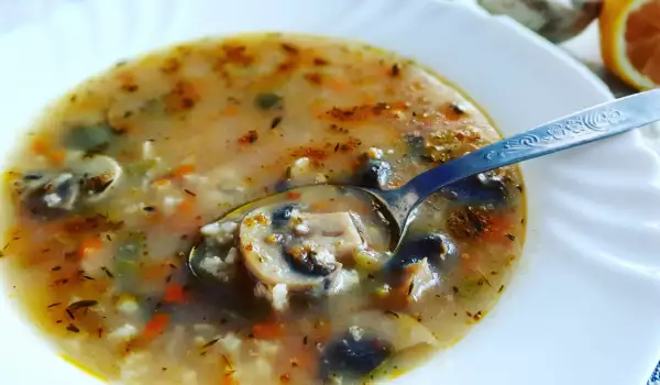 Clear Mushroom Soup with Rice