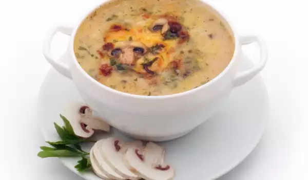 Mushroom Soup with Potatoes