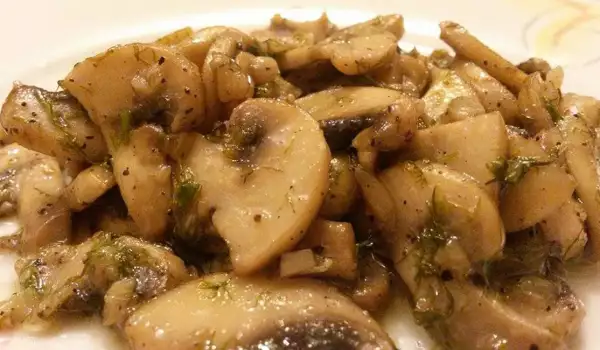 Mushrooms with Butter, Garlic and Dill