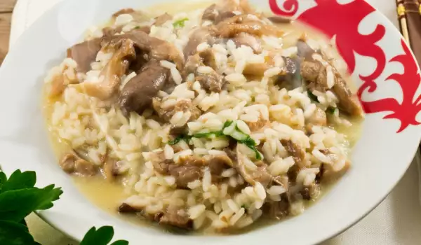 Bulgarian-Style Mushrooms with Rice