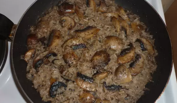 Mushrooms in Butter and Rice