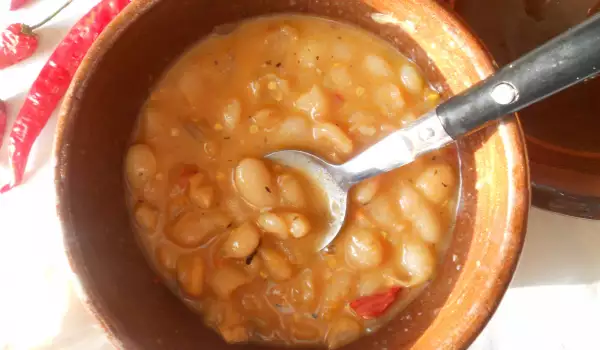Bean Stew with Celery and Brandy