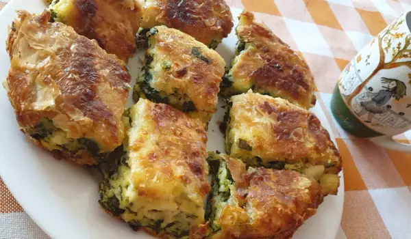 Spinach Filo Pastry with Sparkling Water