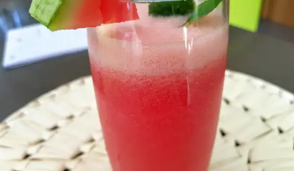 Sparkling Summer Drink with Watermelon