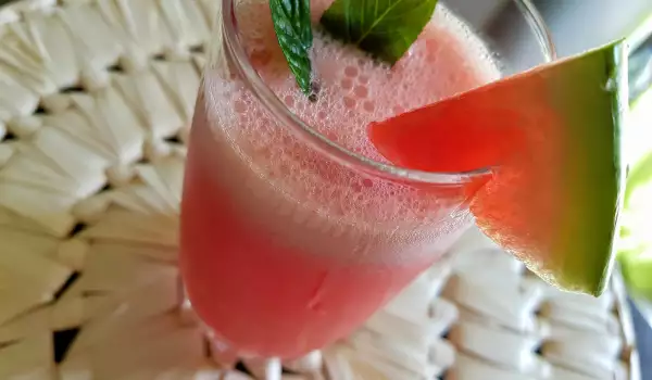 Sparkling Summer Drink with Watermelon