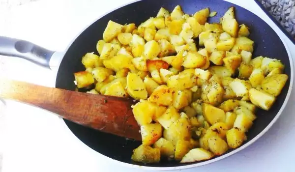 Sauteed Potatoes with Ginger