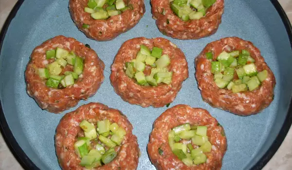 Tasty Birds' Nests with Zucchini and Cheese