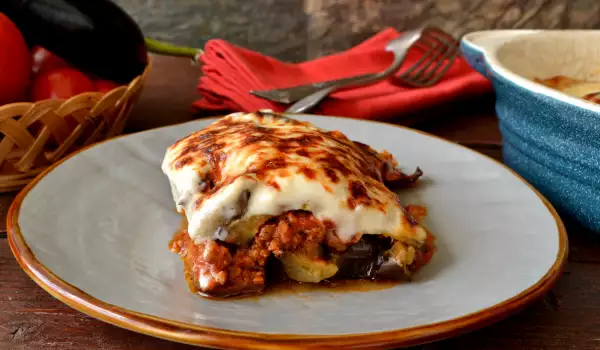 Classic Greek Mousaka with Egglant