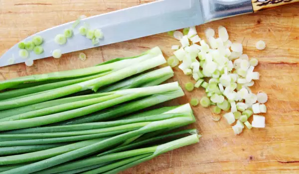 The Benefits of Spring Onions