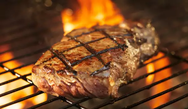How Long is a Steak Grilled for?