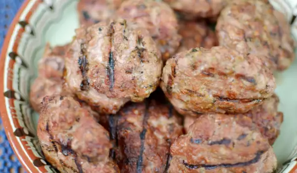 Grilled meatballs