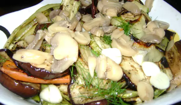Grilled Vegetables with Marinated Mushrooms and Garlic