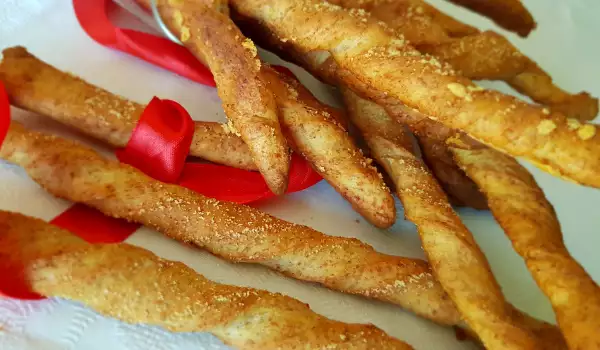 Wholemeal Cracker Sticks with Parmesan