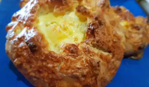 Georgian Khachapuri with Eggs and White Cheese