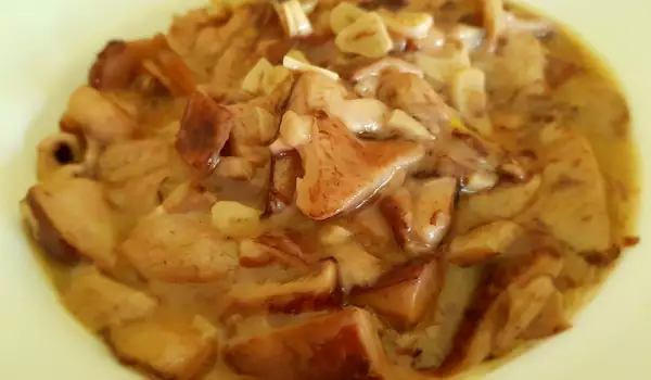 Shiitake Mushrooms, Stewed in Butter, Wine and Garlic