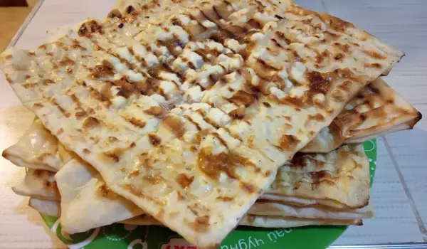 Gözleme with Ready-Made Phyllo Pastry Sheets