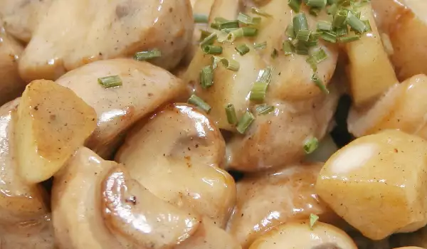 Mushroom Sauce with Processed Cheese