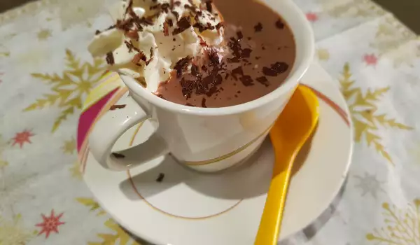 Hot Chocolate with Amaretto