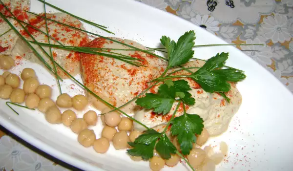 Arabic-Style Hummus