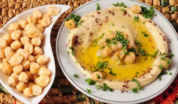 Hummus with Chickpeas