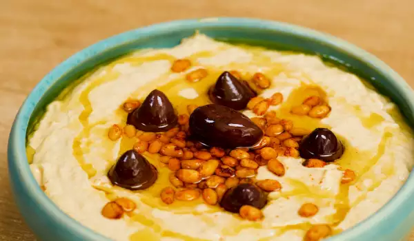 Hummus with Spicy Pine Nuts