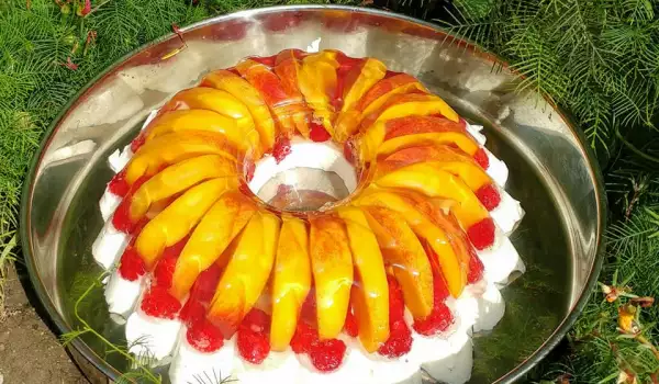 Summer Jelly Fruit Cake