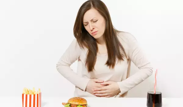 foods that cause stomach pain