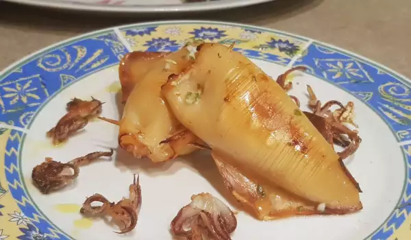 Stuffed Calamari with Potatoes and Prosciutto