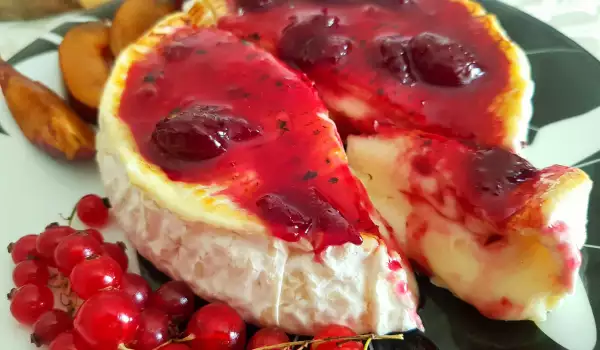 Baked Camembert with Butter and Cherry Jam