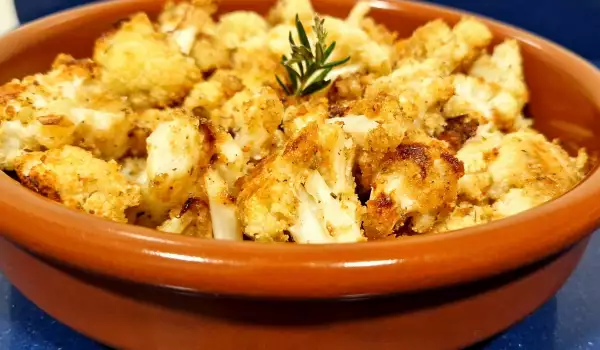 Oven-Baked Cauliflower with Parmesan and Spices