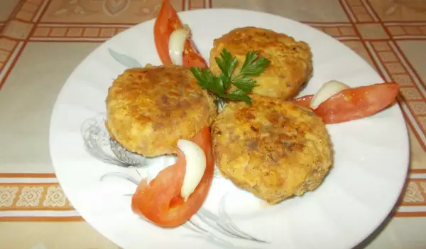 Potato Patties with White Cheese and Parsley