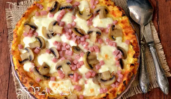 Potato Pizza with Mushrooms, Ham and Mozzarella