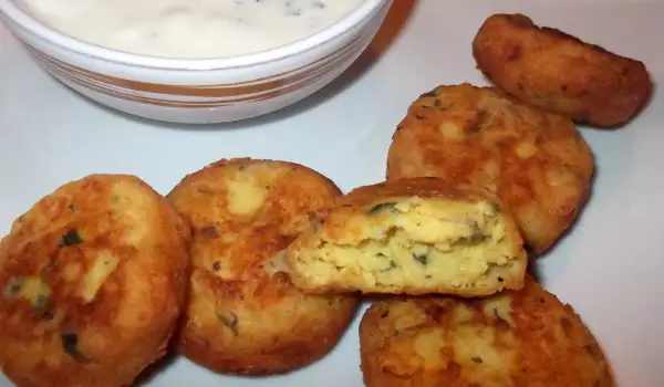 Potato Patties with Mushrooms and White Cheese