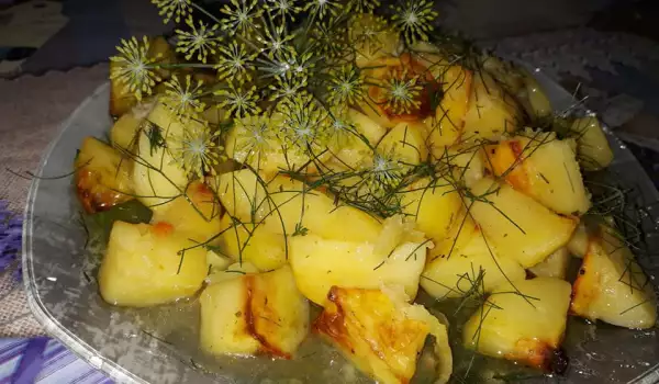 Oven Steamed Garlic and Dill Potatoes