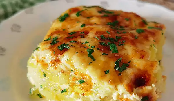 Oven-Baked Potato Casserole with Eggs