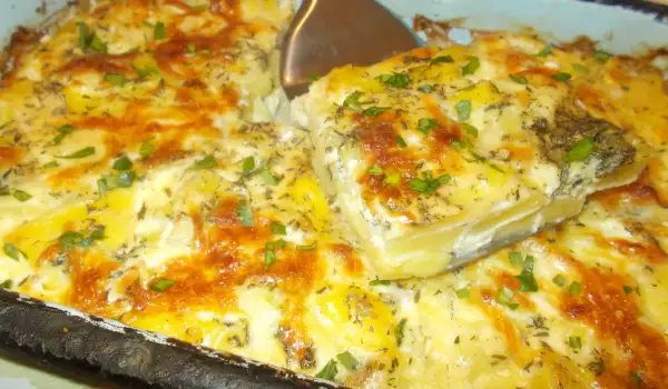 Oven-Baked Potatoes with Cheeses
