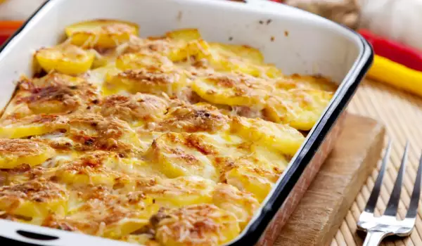 Tasty Gratin with Cheese