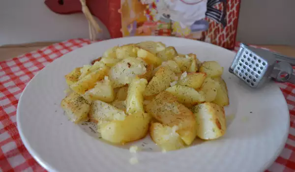 Sauteed Potatoes with Dill and Garlic