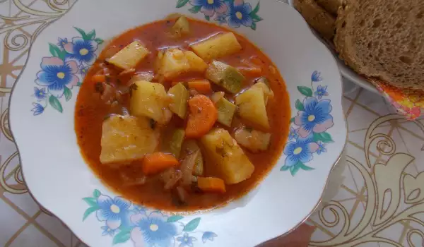 Village-Style Stew with Potatoes and Zucchini