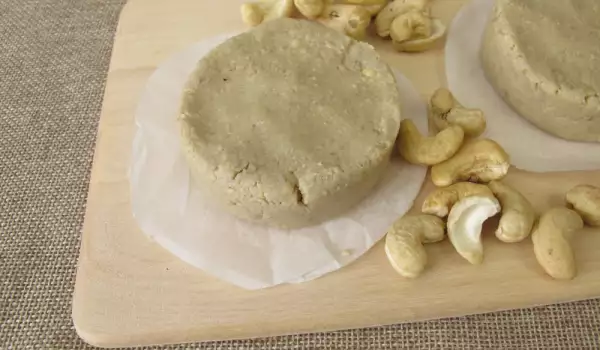 Vegan Cashew Cheese