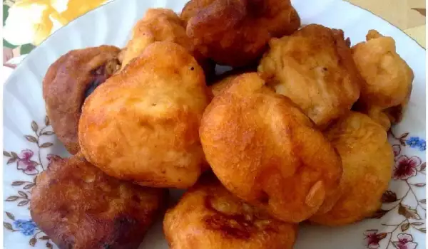 Breaded Cheese Bites with Beer