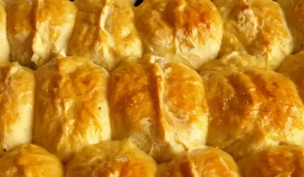 Homemade Cheese Buns with Eggs and Feta