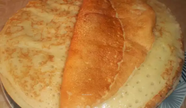 Crepes with Milk and Yoghurt